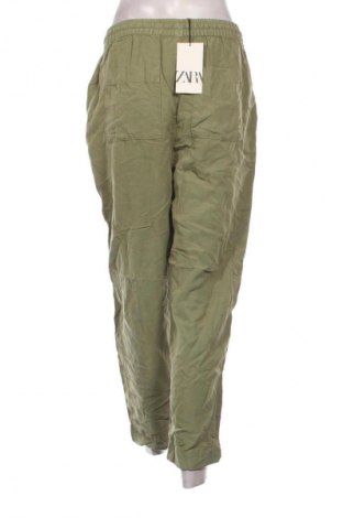 Pantaloni de femei Zara, Mărime S, Culoare Verde, Preț 210,99 Lei