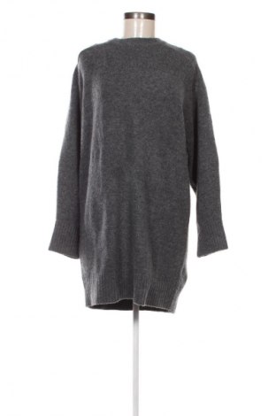 Damenpullover Pull&Bear, Größe S, Farbe Grau, Preis 20,99 €