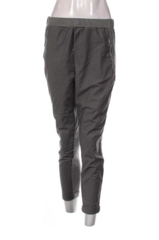 Дамско спортно долнище Pulz Jeans, Размер L, Цвят Сив, Цена 34,99 лв.