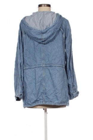 Γυναικείο μπουφάν Pull&Bear, Μέγεθος M, Χρώμα Μπλέ, Τιμή 30,99 €