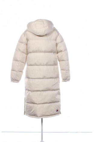 Дамско яке Tommy Jeans, Размер S, Цвят Екрю, Цена 554,99 лв.