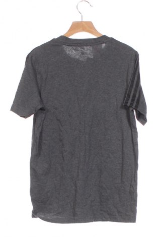 Kinder T-Shirt Adidas, Größe 10-11y/ 146-152 cm, Farbe Grau, Preis € 17,99