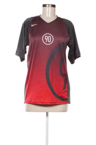 Детска тениска Nike, Размер 14-15y/ 168-170 см, Цвят Многоцветен, Цена 25,99 лв.