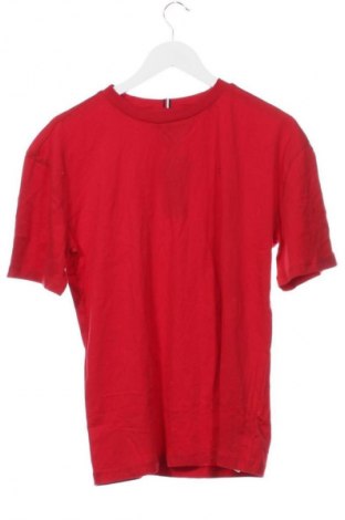 Dětské tričko  Tommy Hilfiger, Velikost 15-18y/ 170-176 cm, Barva Červená, Cena  739,00 Kč