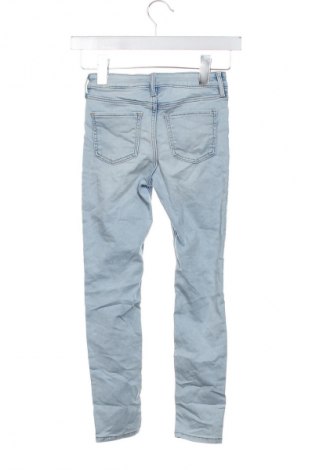 Dětské džíny  H&M, Velikost 6-7y/ 122-128 cm, Barva Modrá, Cena  519,00 Kč