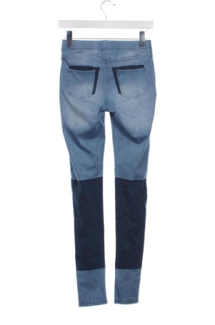 Dětské džíny  H&M, Velikost 14-15y/ 168-170 cm, Barva Modrá, Cena  519,00 Kč