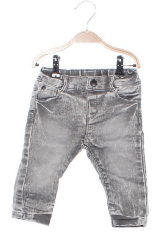 Παιδικό παντελόνι Unbranded, Μέγεθος 6-9m/ 68-74 εκ., Χρώμα Γκρί, Τιμή 13,99 €