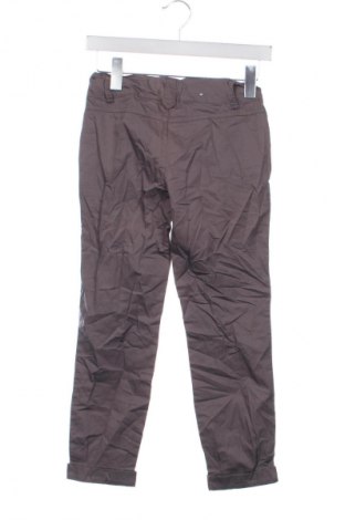 Παιδικό παντελόνι United Colors Of Benetton, Μέγεθος 8-9y/ 134-140 εκ., Χρώμα Σάπιο μήλο, Τιμή 15,99 €
