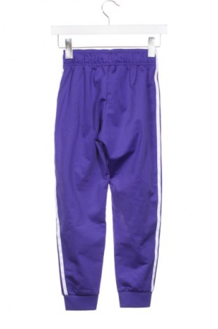 Kinder Sporthose Adidas Originals, Größe 7-8y/ 128-134 cm, Farbe Lila, Preis € 22,99