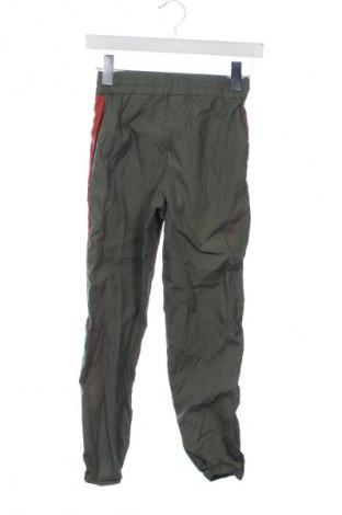 Dětské tepláky H&M, Velikost 8-9y/ 134-140 cm, Barva Vícebarevné, Cena  409,00 Kč