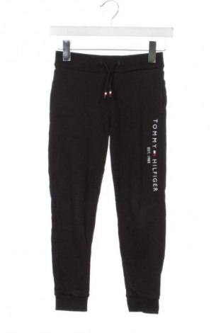 Детско спортно долнище Tommy Hilfiger, Размер 6-7y/ 122-128 см, Цвят Черен, Цена 77,99 лв.