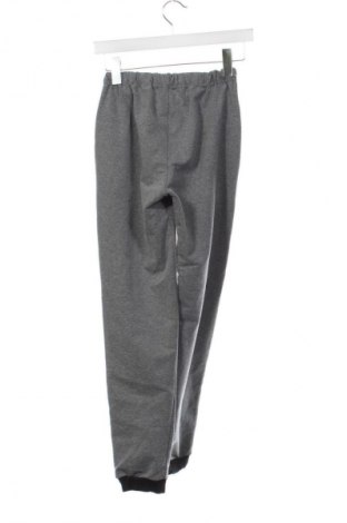 Dětské tepláky Unbranded, Velikost 12-13y/ 158-164 cm, Barva Šedá, Cena  314,00 Kč