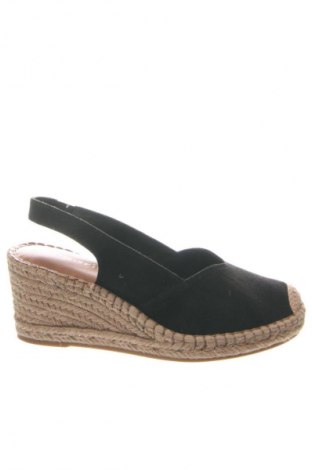 Espadrilky  Tamaris, Veľkosť 39, Farba Čierna, Cena  62,95 €