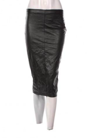 Skórzana spódnica Boohoo, Rozmiar M, Kolor Czarny, Cena 47,99 zł