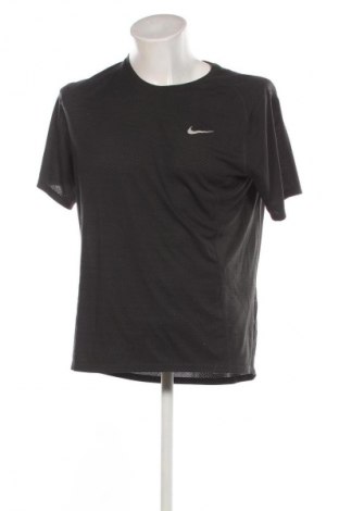 Tricou de bărbați Nike, Mărime L, Culoare Negru, Preț 91,99 Lei