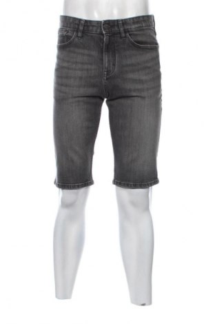 Ανδρικό κοντό παντελόνι Calvin Klein Jeans, Μέγεθος M, Χρώμα Γκρί, Τιμή 31,82 €
