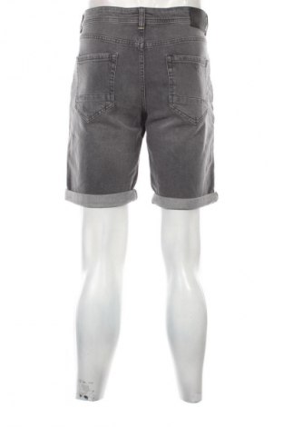 Pánske kraťasy  McNeal, Veľkosť L, Farba Sivá, Cena  44,95 €