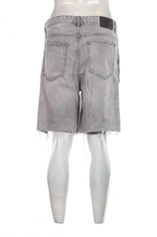 Pantaloni scurți de bărbați Pull&Bear, Mărime L, Culoare Gri, Preț 76,32 Lei
