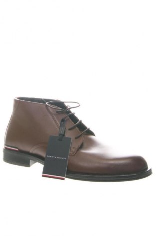 Férfi cipők
 Tommy Hilfiger, Méret 42, Szín Barna, Ár 53 539 Ft