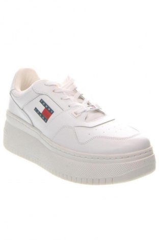 Férfi cipők
 Tommy Jeans, Méret 41, Szín Fehér, Ár 34 559 Ft