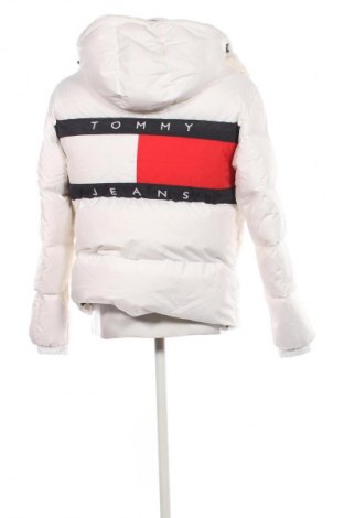 Мъжко яке Tommy Jeans, Размер M, Цвят Бял, Цена 469,99 лв.