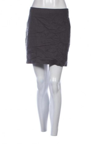 Rock Esprit, Größe M, Farbe Grau, Preis 13,99 €