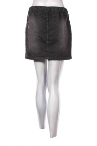 Spódnica Perfect Jeans By Gina Tricot, Rozmiar L, Kolor Czarny, Cena 88,99 zł