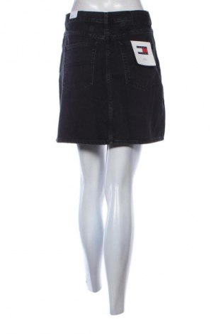 Fustă Tommy Jeans, Mărime M, Culoare Negru, Preț 509,99 Lei