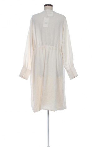 Kleid About You, Größe XXL, Farbe Ecru, Preis 48,99 €