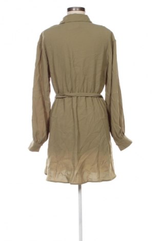 Kleid Amisu, Größe M, Farbe Grün, Preis € 20,99
