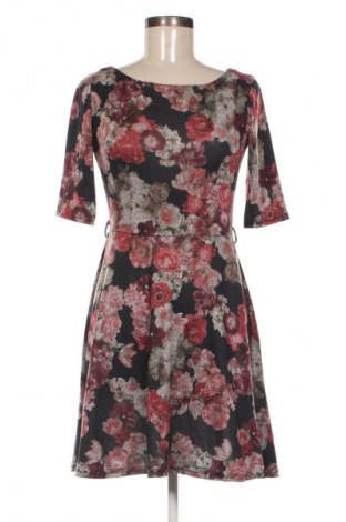 Kleid Atmosphere, Größe M, Farbe Mehrfarbig, Preis 15,99 €