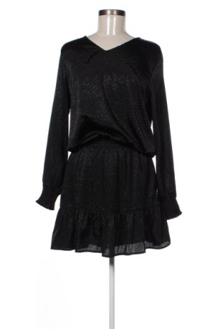 Kleid B.Young, Größe M, Farbe Mehrfarbig, Preis 23,99 €
