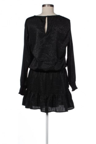 Kleid B.Young, Größe M, Farbe Mehrfarbig, Preis 23,99 €