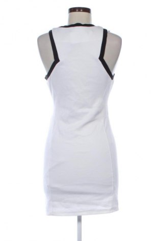 Šaty  Bershka, Veľkosť L, Farba Biela, Cena  18,95 €