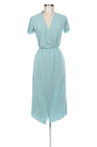 Kleid Bershka, Größe M, Farbe Grün, Preis € 11,99
