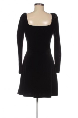 Kleid Cropp, Größe S, Farbe Schwarz, Preis € 24,57