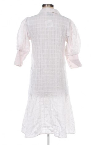 Kleid DUMA, Größe M, Farbe Weiß, Preis € 24,57