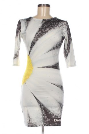 Kleid Desigual, Größe M, Farbe Mehrfarbig, Preis € 75,20