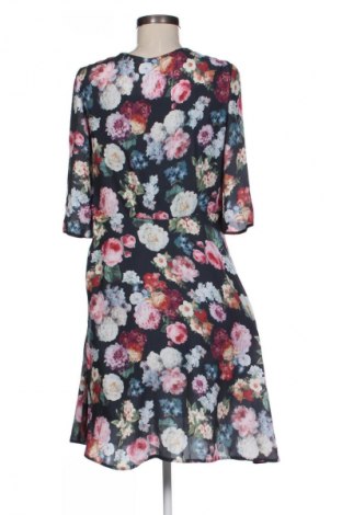 Kleid Eucalyptus, Größe M, Farbe Mehrfarbig, Preis € 27,99
