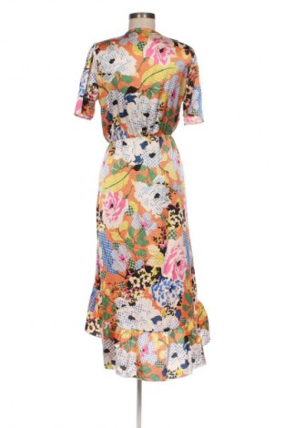 Kleid Flamant Rose, Größe M, Farbe Mehrfarbig, Preis 24,99 €