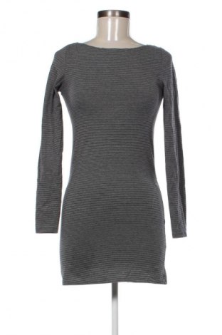 Šaty  Gina Tricot, Velikost M, Barva Vícebarevné, Cena  439,00 Kč