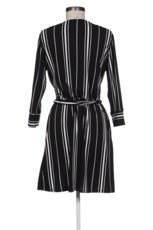 Kleid H&M, Größe M, Farbe Mehrfarbig, Preis € 15,00