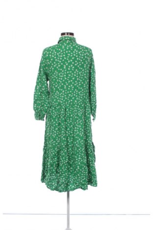 Рокля H&M, Размер S, Цвят Многоцветен, Цена 29,99 лв.