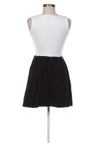 Φόρεμα H&M Divided, Μέγεθος S, Χρώμα Πολύχρωμο, Τιμή 14,83 €