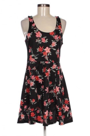 Рокля H&M Divided, Размер XL, Цвят Многоцветен, Цена 17,99 лв.