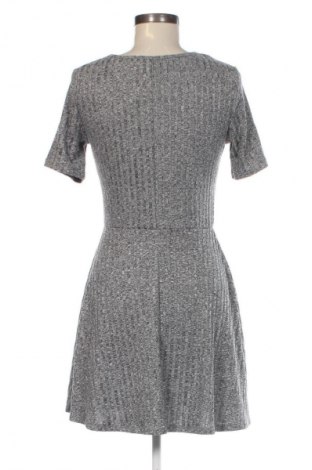 Šaty  H&M Divided, Velikost S, Barva Vícebarevné, Cena  469,00 Kč