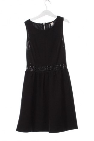 Šaty  H&M Divided, Velikost XS, Barva Černá, Cena  299,00 Kč