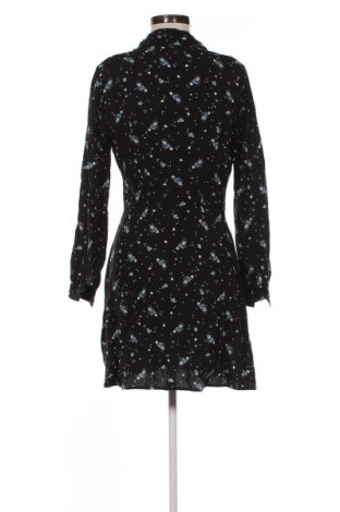 Рокля H&M Divided, Размер M, Цвят Многоцветен, Цена 47,88 лв.