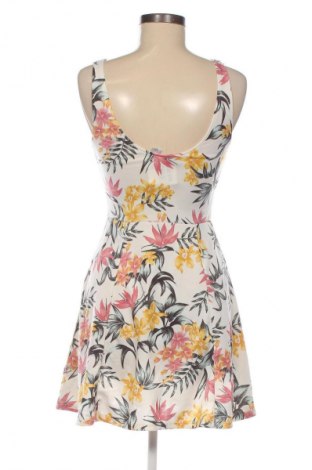 Kleid H&M Divided, Größe M, Farbe Mehrfarbig, Preis € 11,99