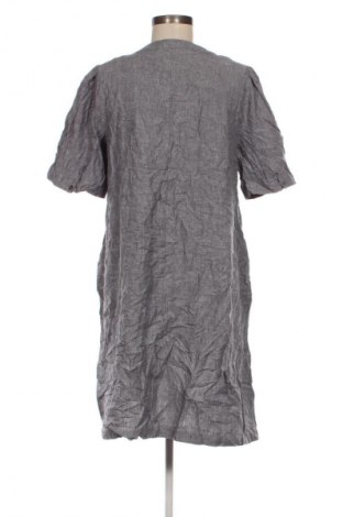 Kleid In Wear, Größe M, Farbe Grau, Preis 48,99 €